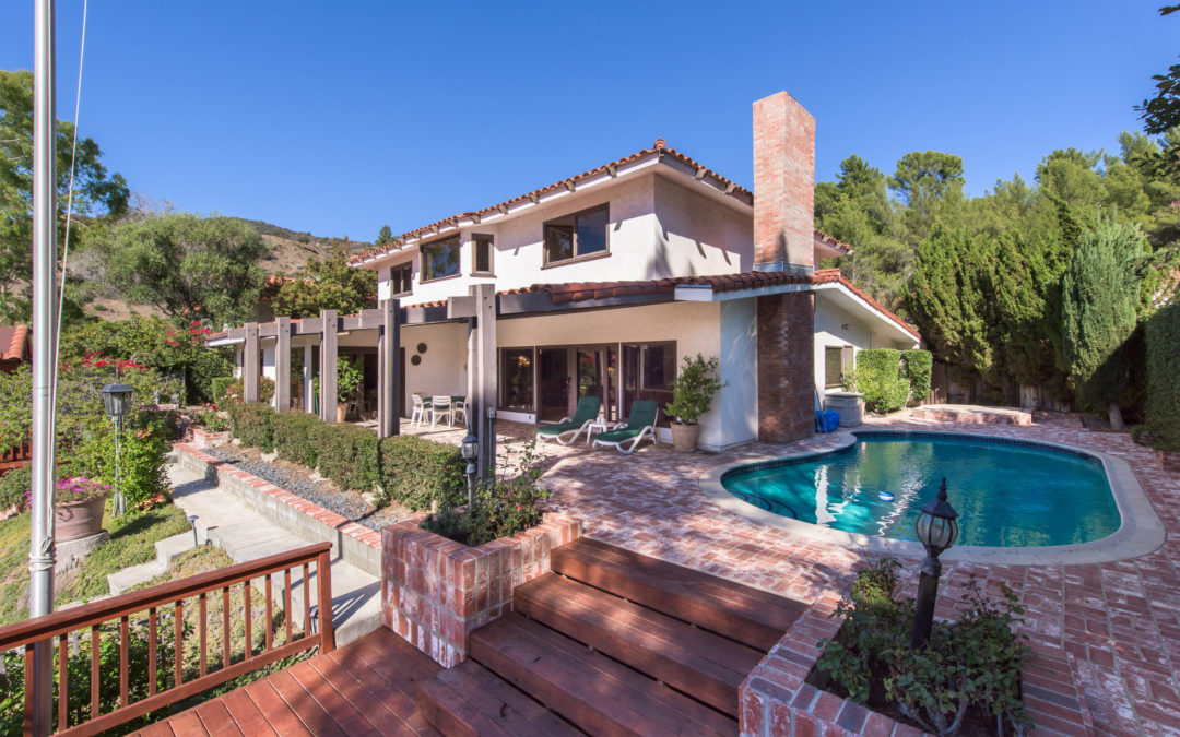 SOLD 2527 La CondesaBrentwood HillsOffered at $3,300,000